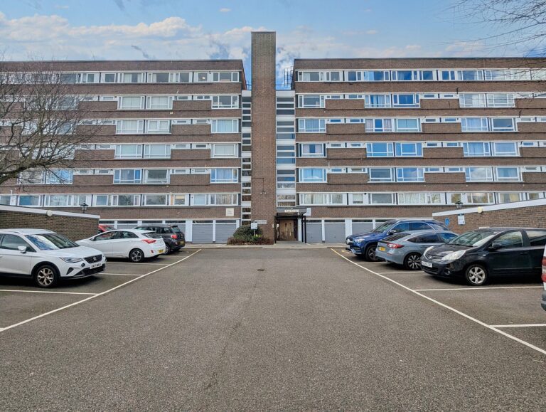 Lemare Lodge, Fair Acres, Bromley, BR2 9BS