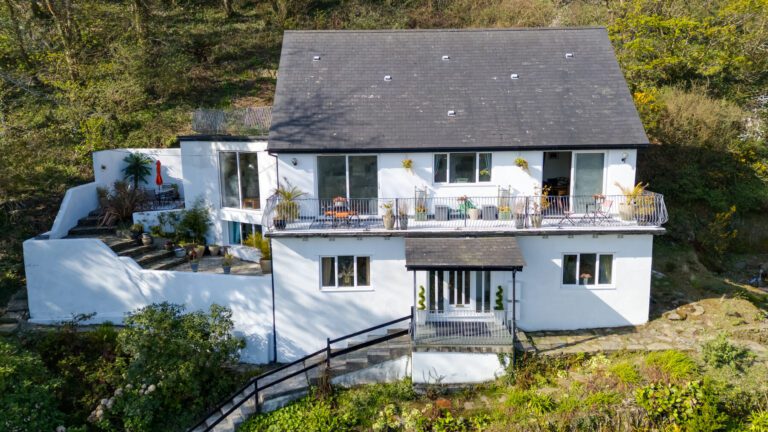 Brackenside, Landaviddy Lane, Polperro, Looe, PL13 2RU
