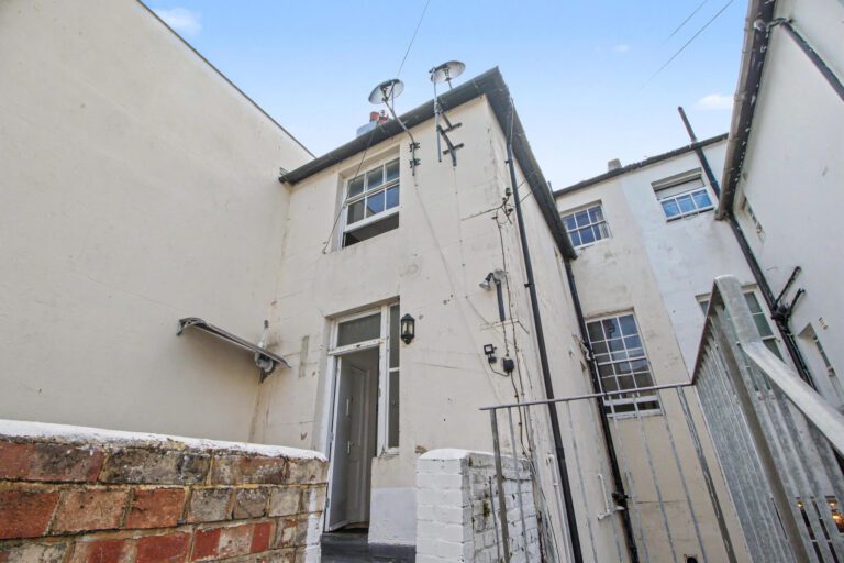 Seaside Road, Eastbourne, East Sussex, BN21 3PA